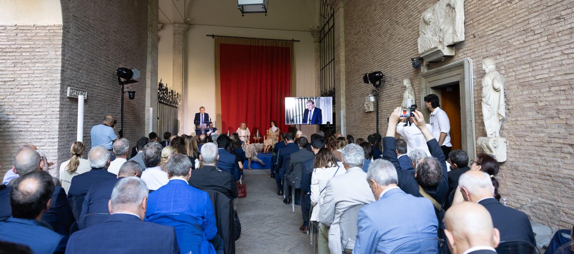 Featured image for “Presentata a Roma la 47ma edizione del Meeting”